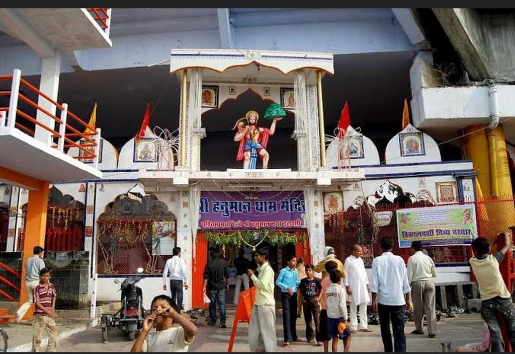 श्री हनुमान धाम मंदिर के गर्भगृह का होगा विस्तार