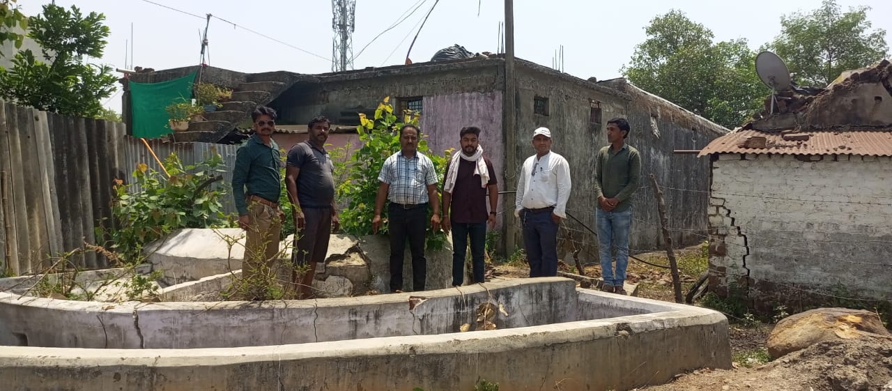 जल गंगा संवर्धन अभियान अंतर्गत रोहना में श्रमदान कर की साफ सफाई