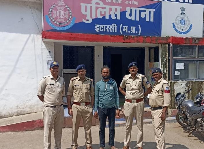 पुलिस ने किया बुजुर्ग महिला के कत्ल का पर्दाफाश 